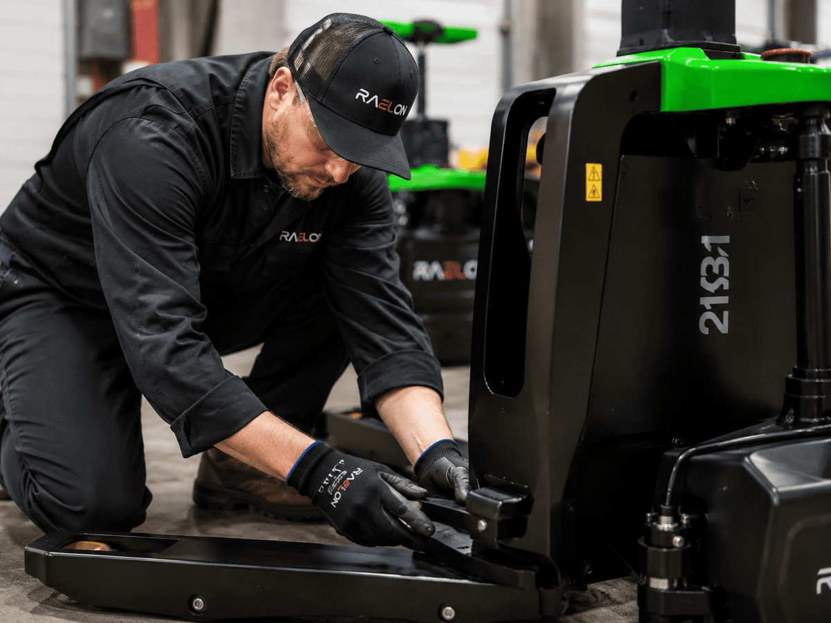 Raelon electric pallet jack fork size guide for standard pallets short forks tight aisles and loading docks