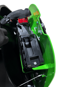 Raelon EPT15-EZ Li-ion battery compartment close up view