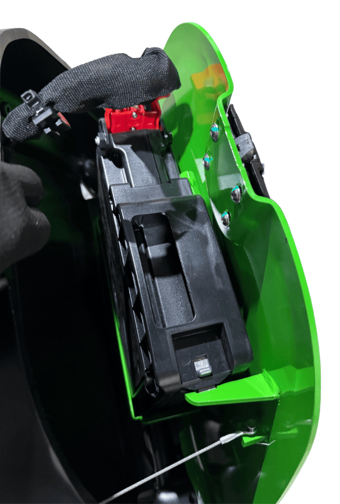 Raelon EPT15-EZ Li-ion battery compartment close up view