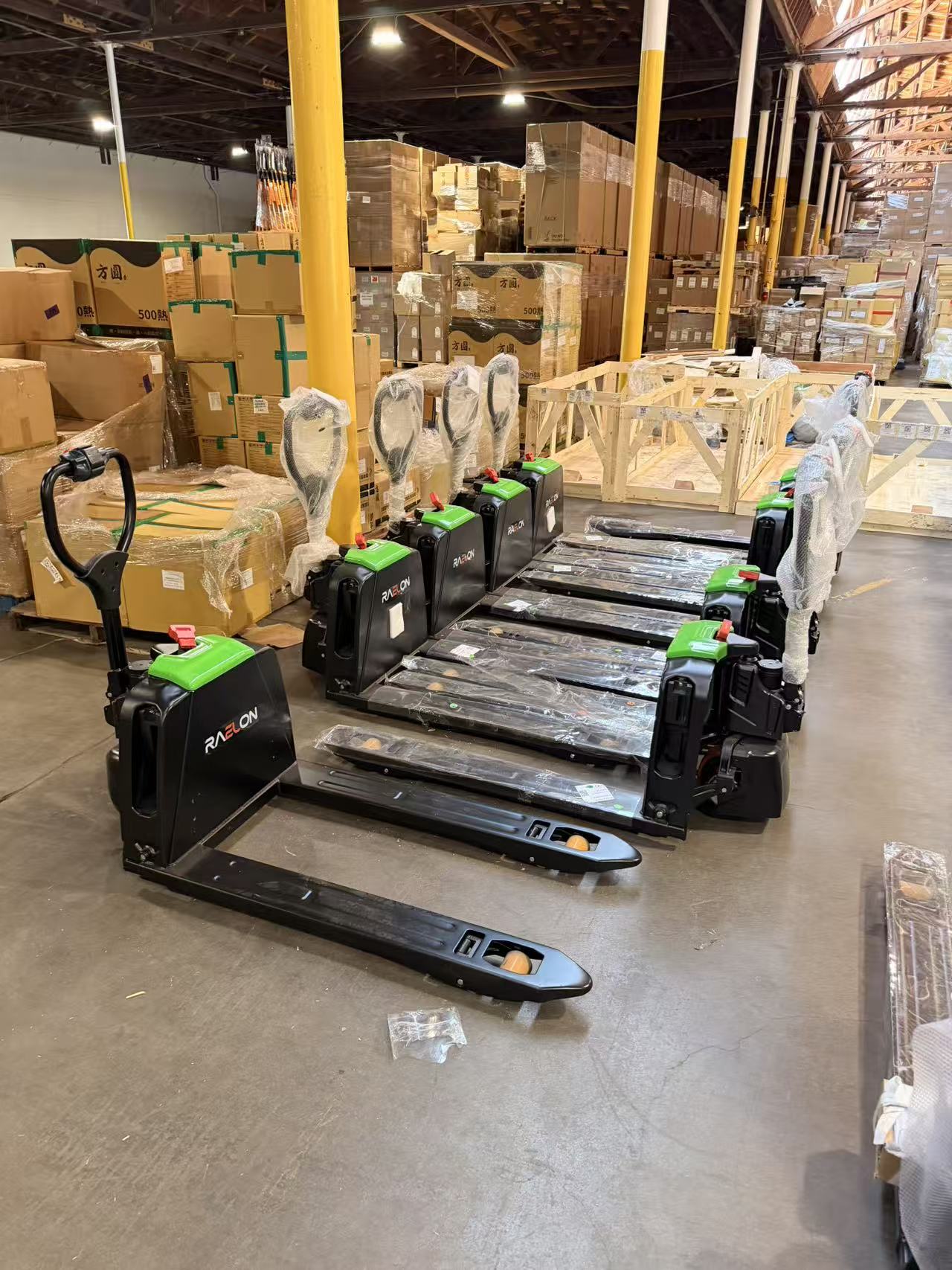 Raelon F4 warehouse display