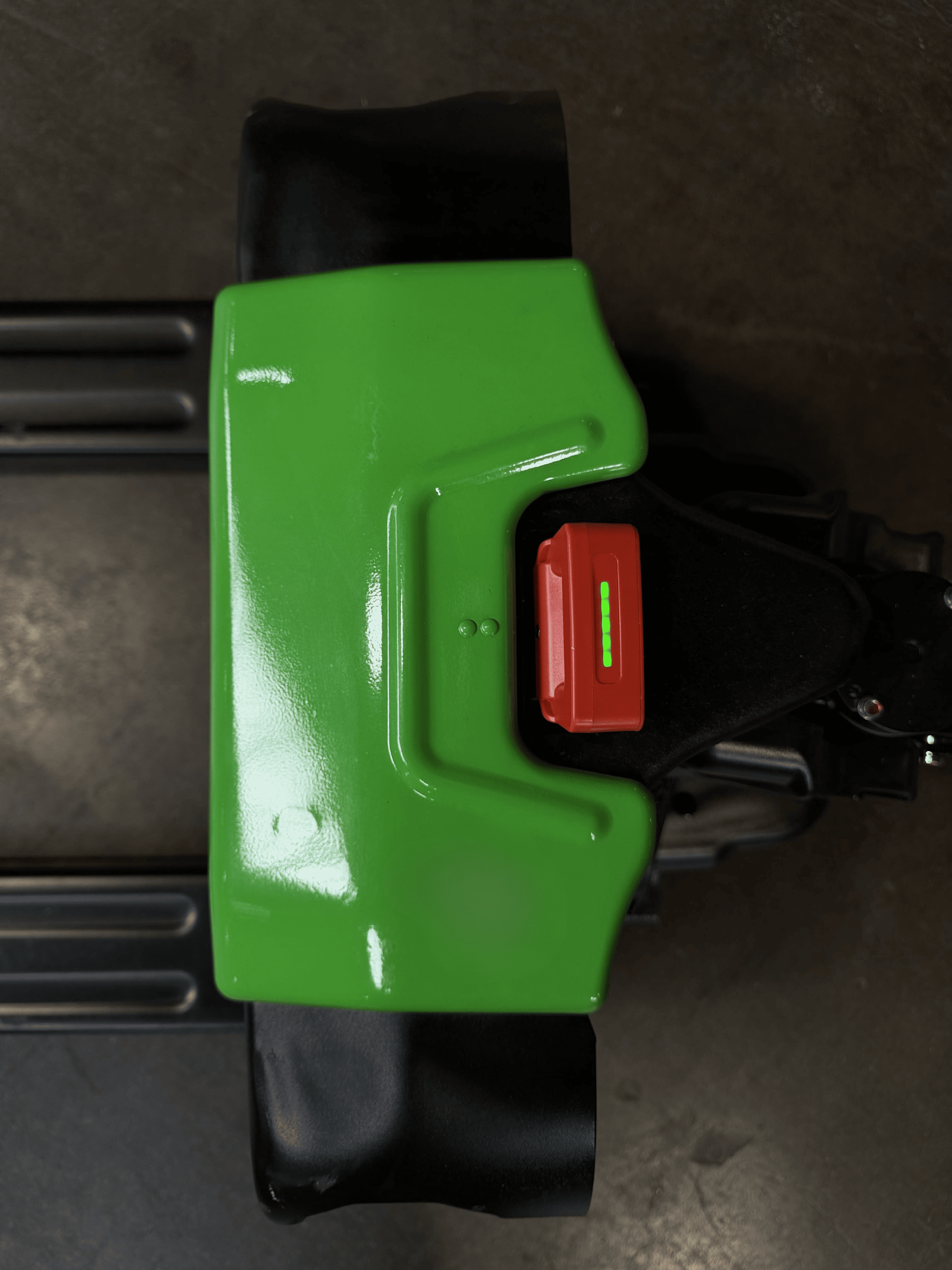 Raelon F4 green body top view