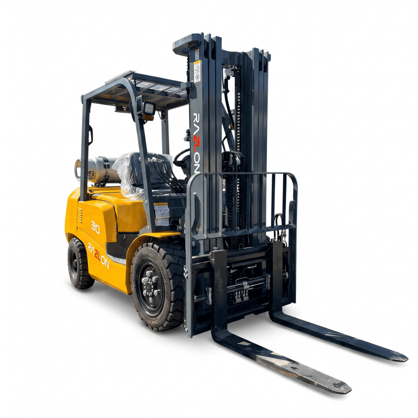 Raelon FD30 6600lbs diesel forklift front right view
