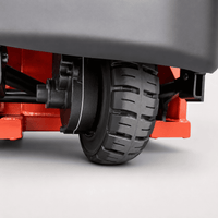 Raelon MN-01 6600lbs all-terrain electric pallet truck rubber drive wheel close up